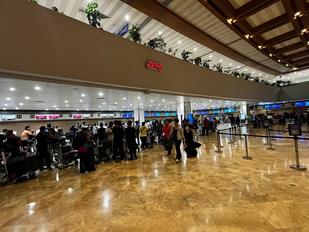 Check in and bag drop at Ninoy Aquino International Airport Terminal 1